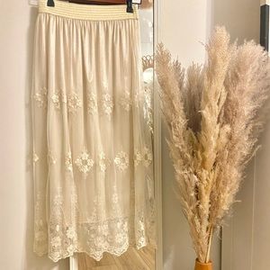 Lace midi skirt